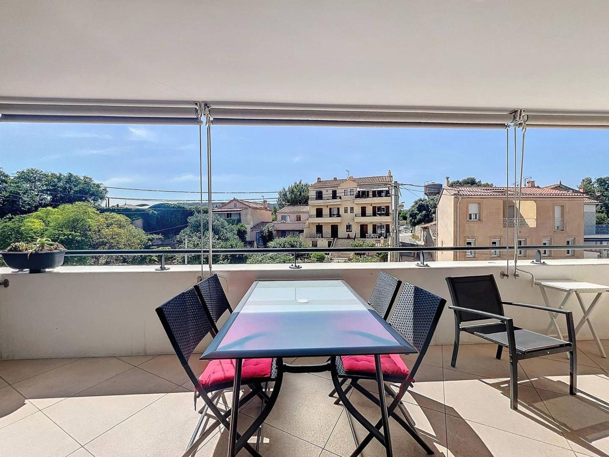 T2 Moderne Avec Grande Terrasse, Parking Et Proche - Ideal 2 A 4 Pers - Fr-1-770-19 La Ciotat